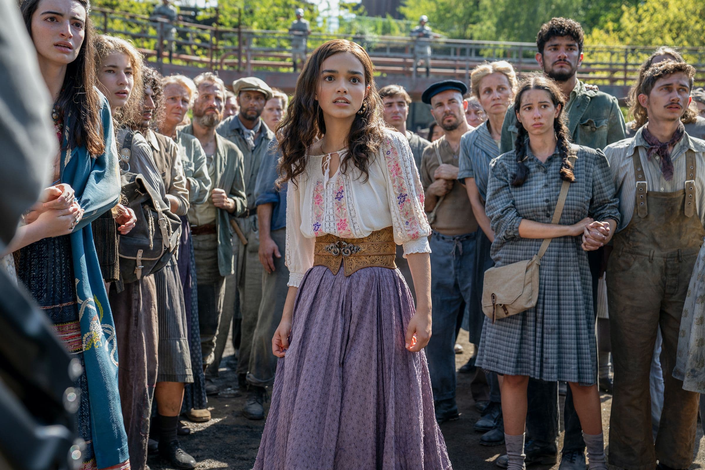 La actriz Rachel Ziegler, en una imagen promocional de la película 'Los juegos del hambre: Balada de pájaros cantores y serpientes'