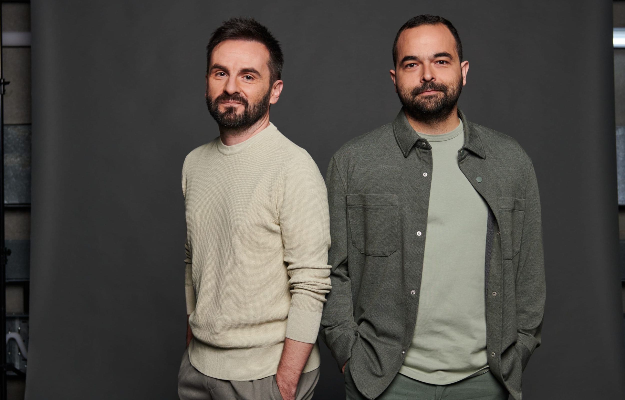 Cristóbal Garrido y Adolfo Valor, creadores y guionistas de la serie 'La vida breve'