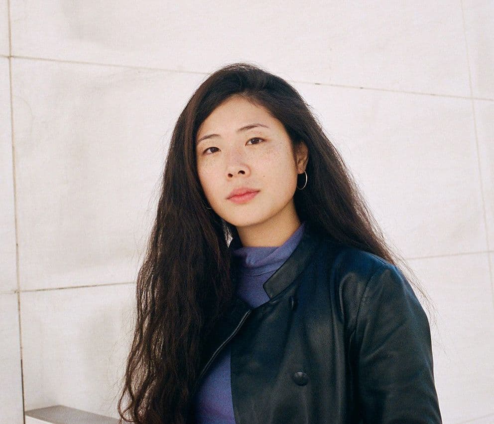 Posado de Xisi Sofia Ye Chen, directora de 'La noche de la infancia'