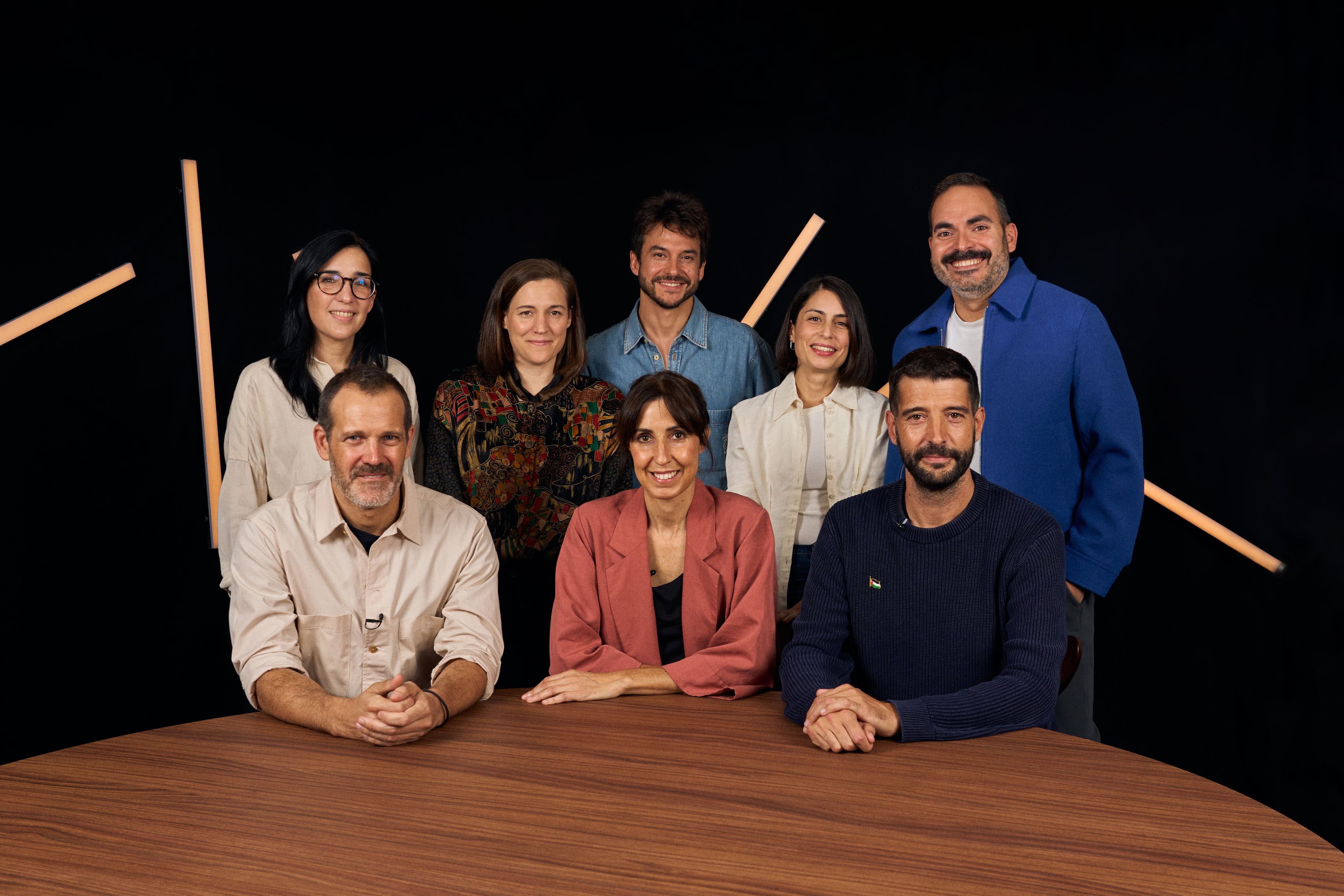 Alauda Ruiz de Azúa, Carla Simón, Guillermo Galoe, Celia Rico Clavellino, Jose Mari Goenaga, Eva Libertad y Gerard Oms con David Martos en las mesas redondas de Kinótico 2025