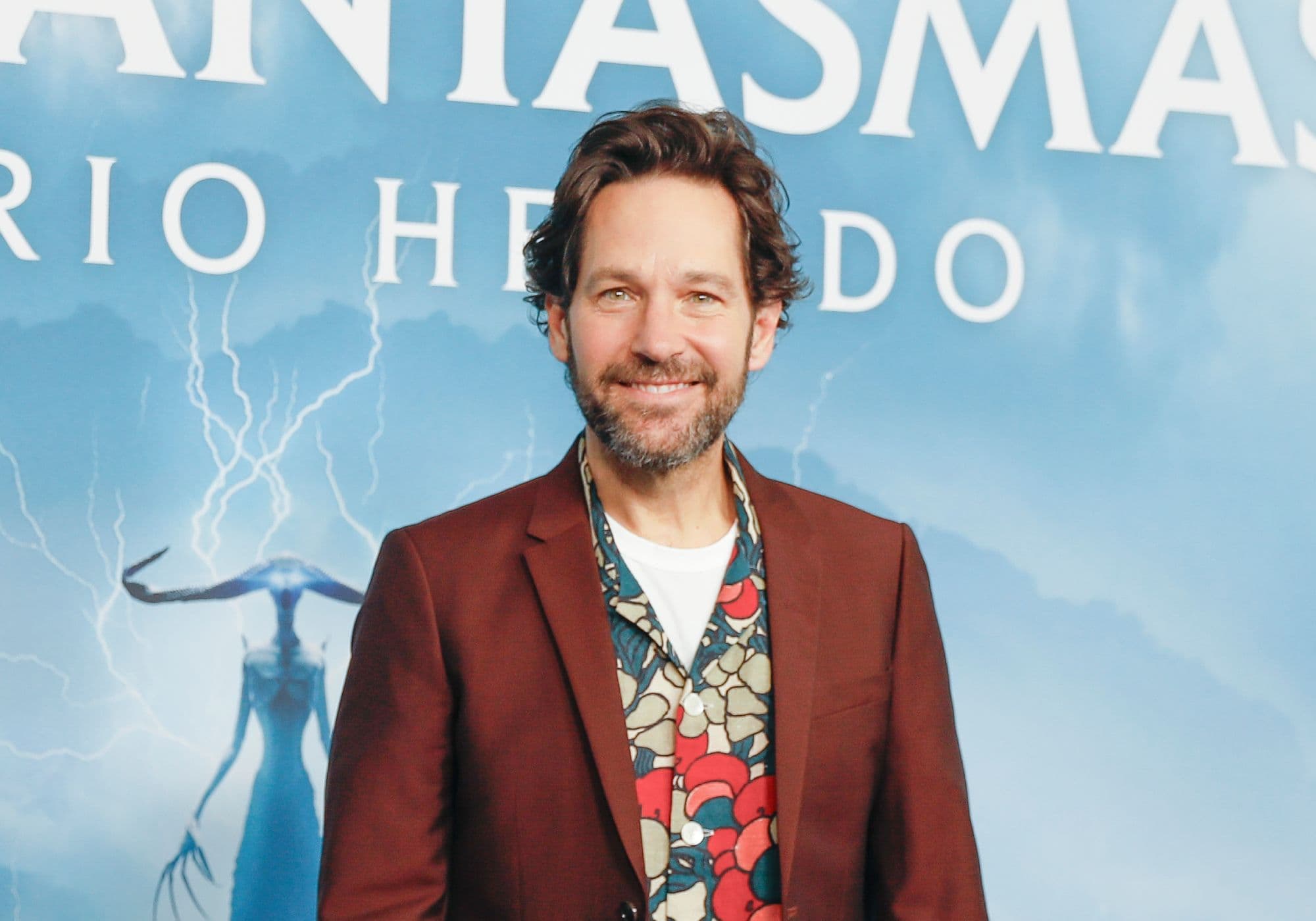 El actor Paul Rudd posa ante los fotógrafos durante la presentación en Madrid de 'Cazafantasmas: Imperio helado'