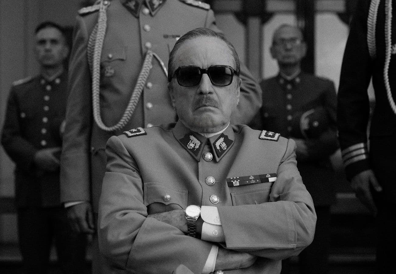 Jaime Vadell como el dictador Augusto Pinochet en 'El Conde' de Pablo Larraín