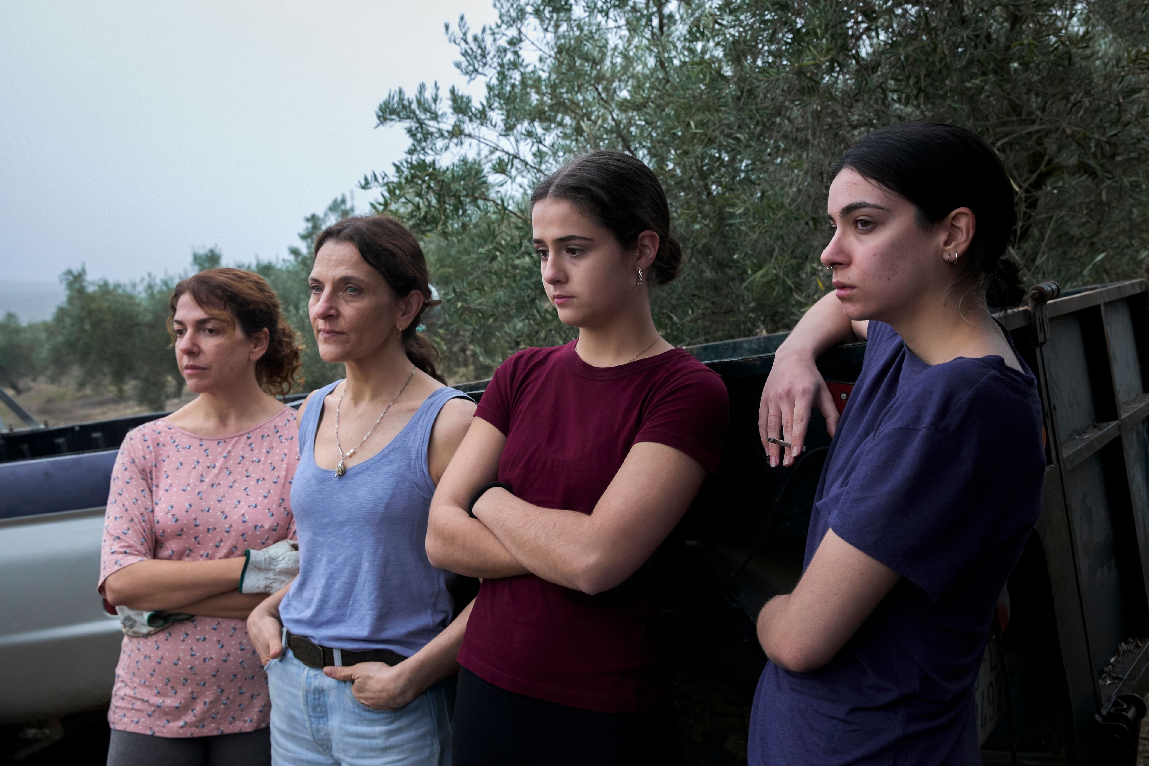 Mamen Camacho, Antonia Zegers, Elvira Lara y Lorena Aceituno en un fotograma de 'Los Tortuga'
