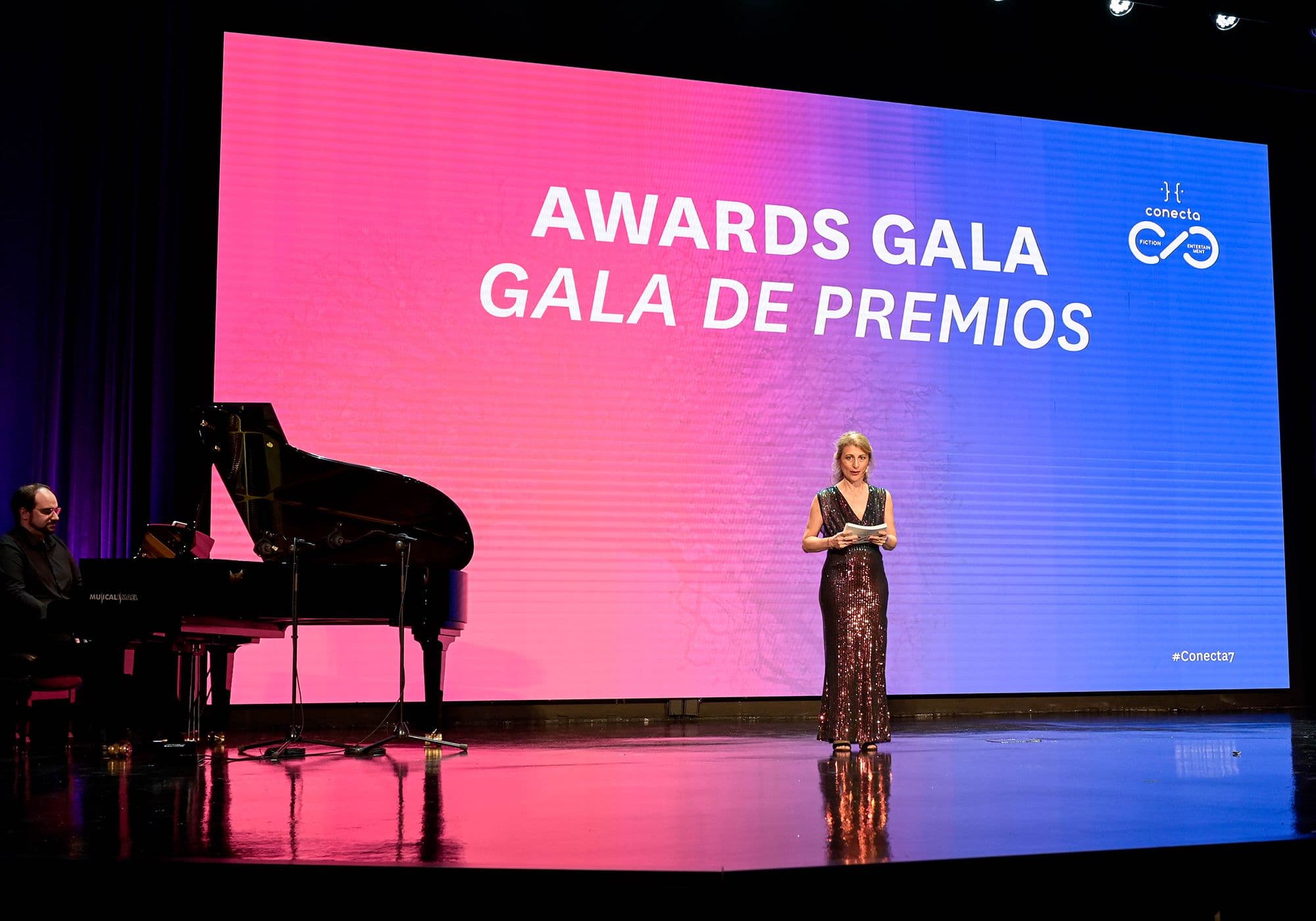 La directora del Conecta FICTION & ENTERTAINMENT, Géraldine Gonard, durante la gala de premios de 2023