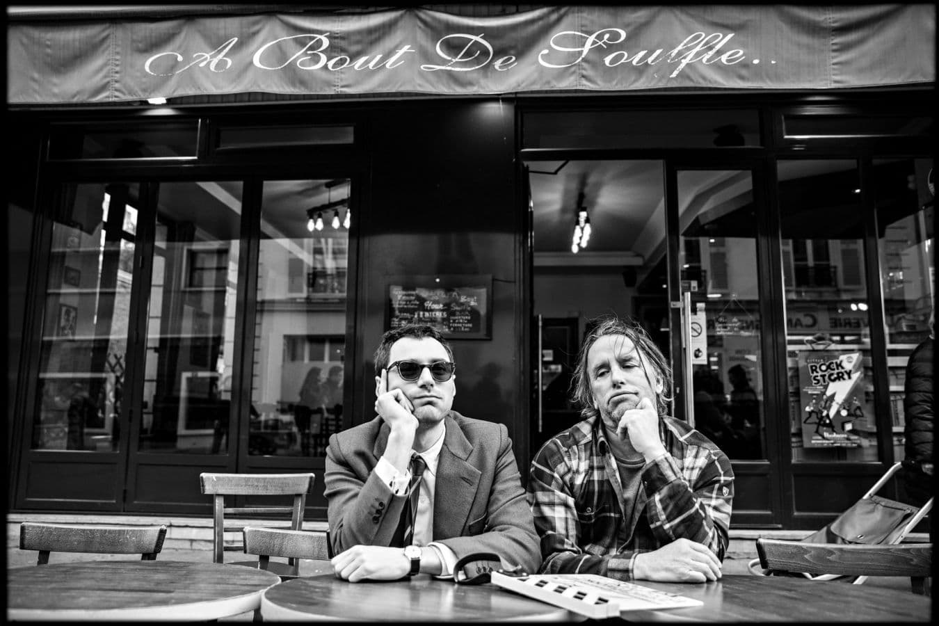 Guillaume Marbeck y Richard Linklater, en el rodaje de 'Nouvelle vague'