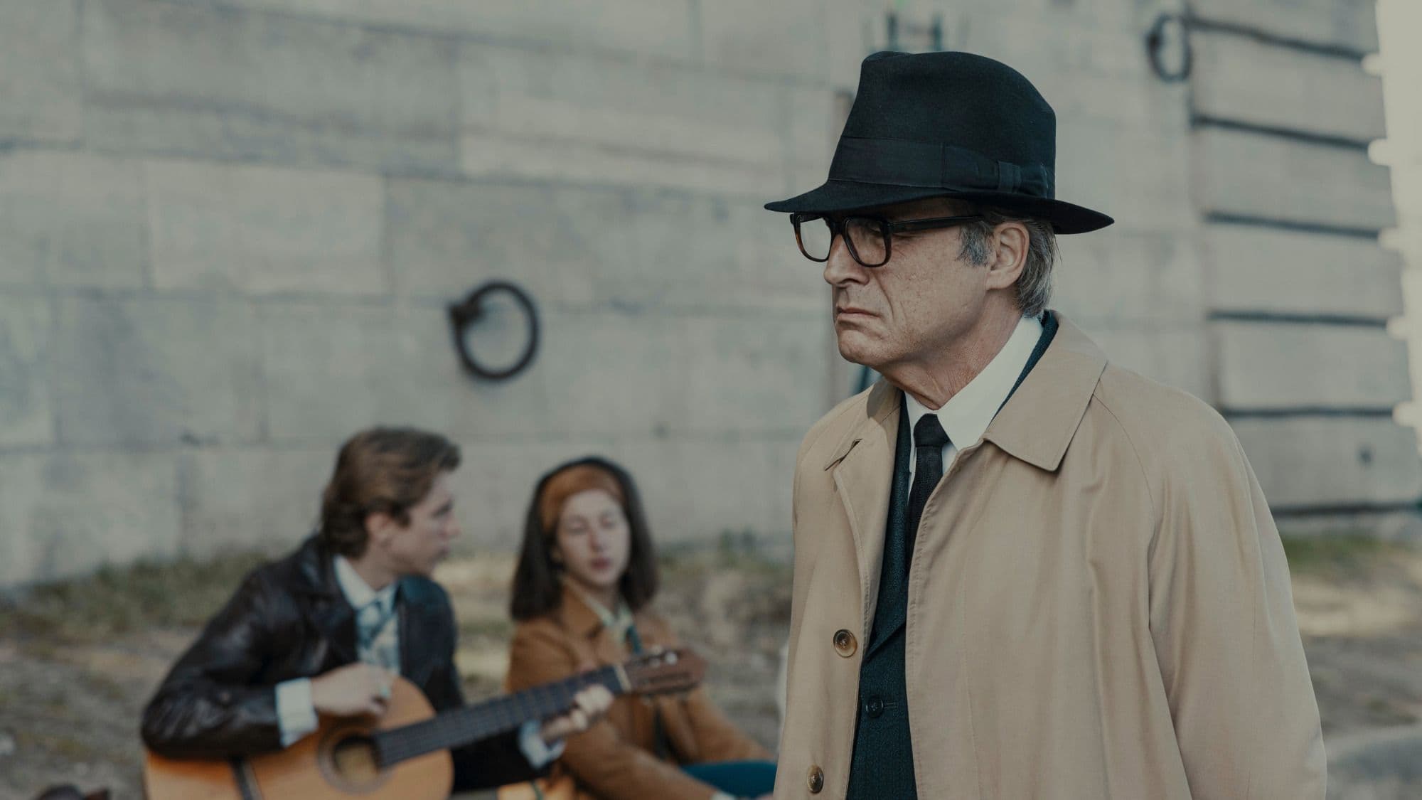 Fotografía promocional de la serie 'Cristóbal Balenciaga', protagonizada por Alberto San Juan