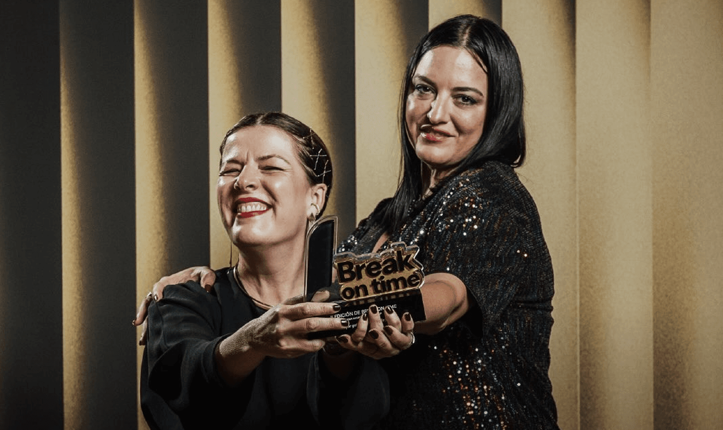 Nuria Cabello Rivera y Marga Dorao Moris en la segunda edición de la gala Break on time