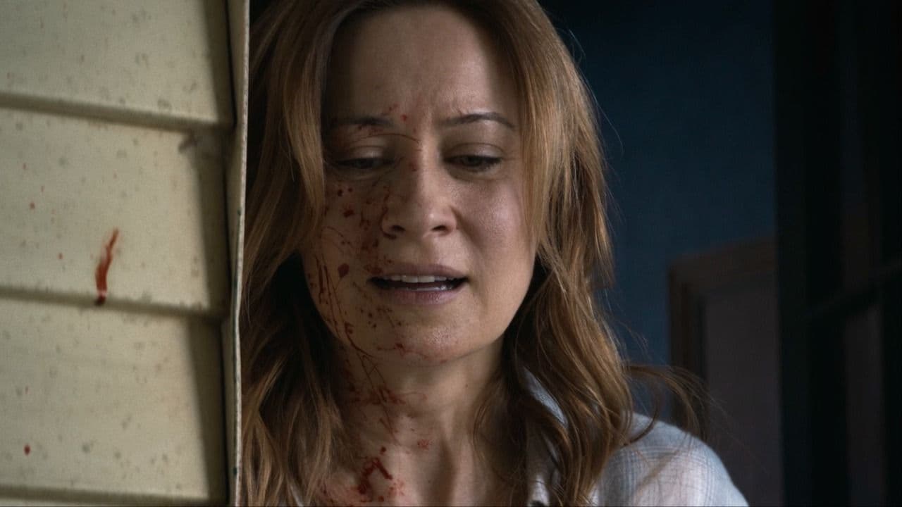 La actriz Camille Sullivan en un fotograma de 'Shelby Oaks', del director Chris Stuckmann