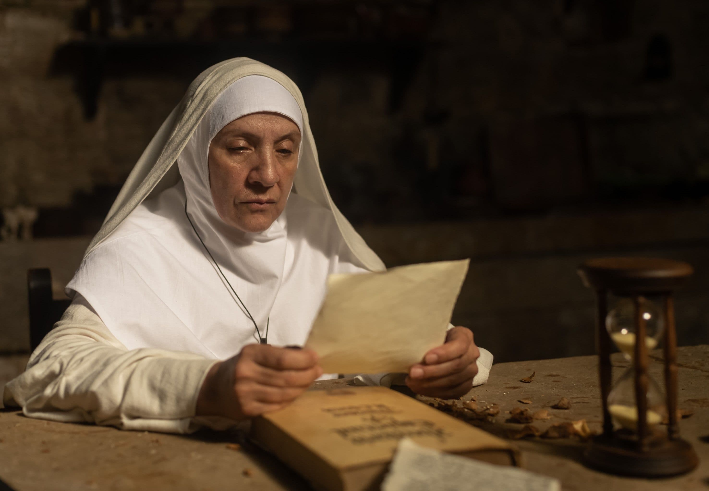 La actriz Blanca Portillo caracterizada como 'Teresa' en una imagen promocional de la película