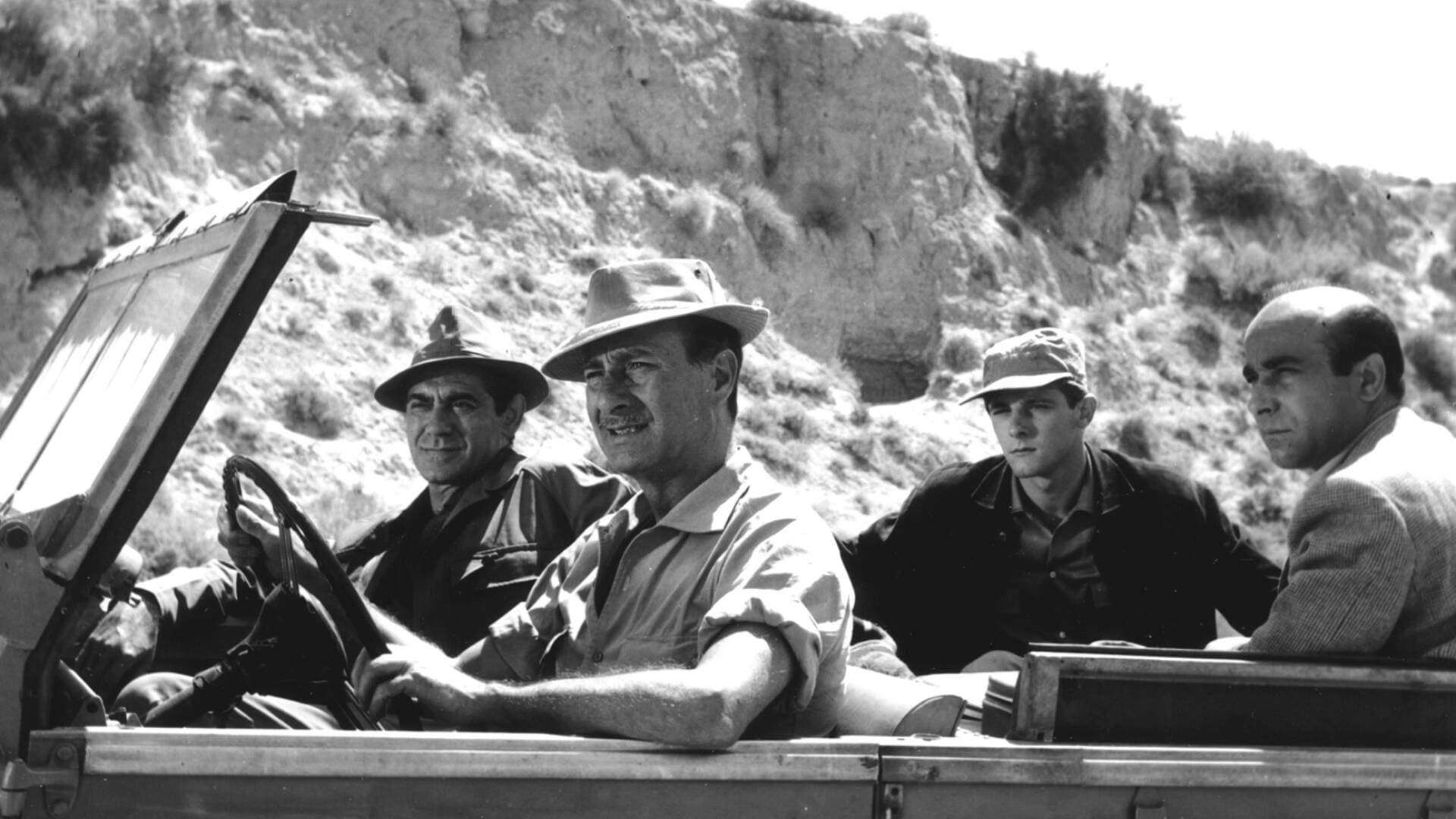 Fotografía de rodaje de la película 'La caza', de Carlos Saura