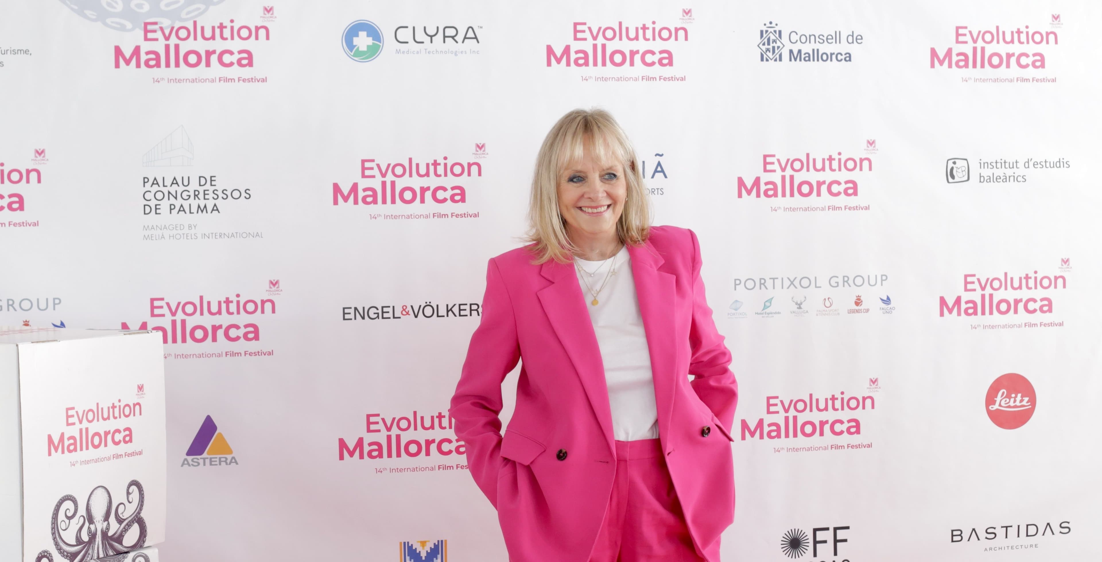 La modelo y acriz Twiggy posa en el photocall del Evolution Mallorca International Film Festival