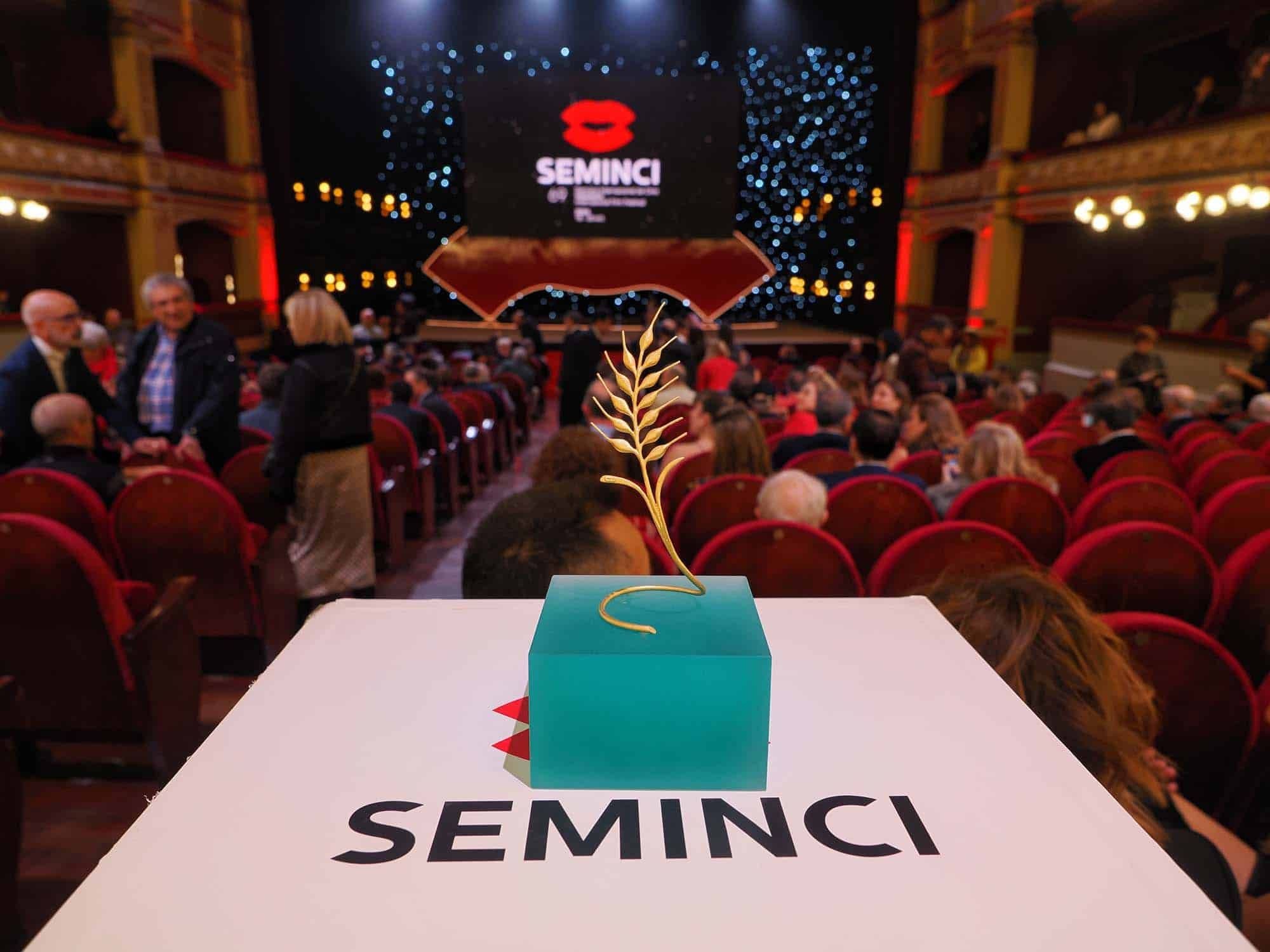 La Espiga de Oro de la Seminci de Valladolid, en la ceremonia de clausura de la 69 edición