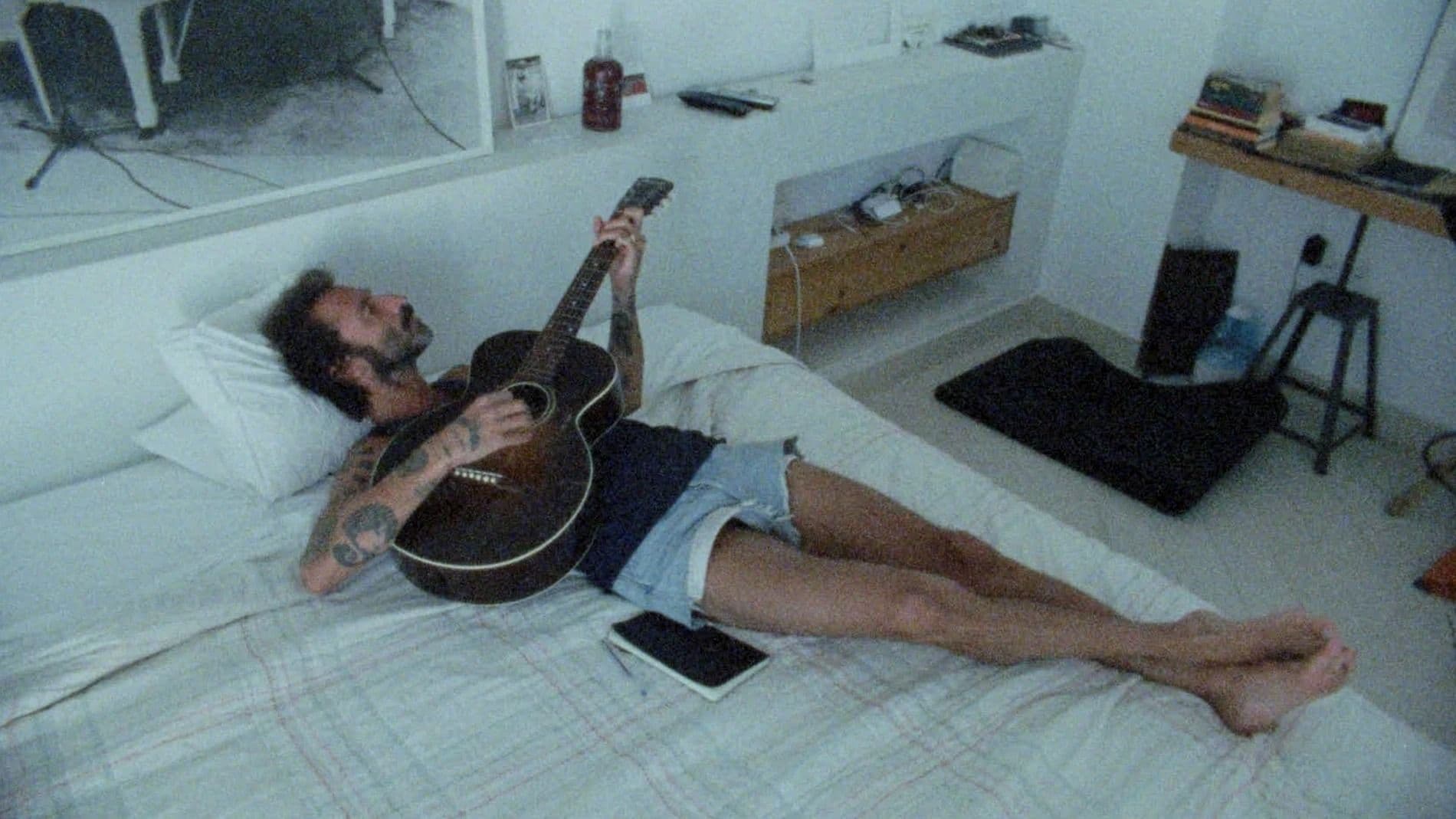 El cantante Leiva en un fotograma promocional del documental 'Hasta que me quede sin voz'