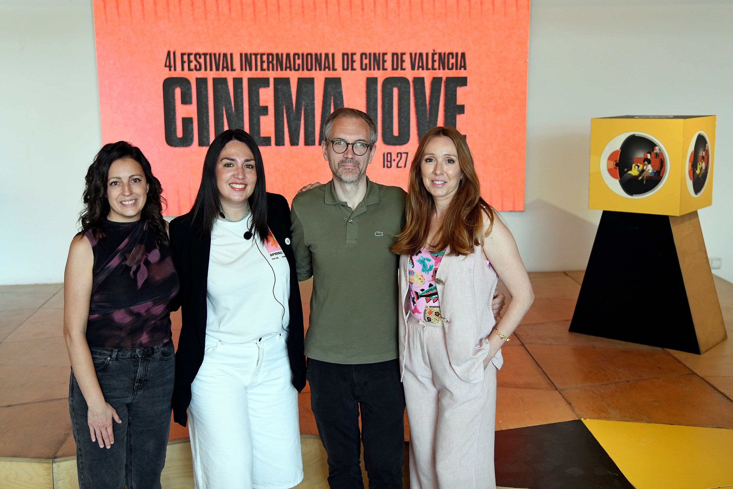 Beatriz Hernández, Teresa Aguilar, Óscar Brox y María Albiñana en la presentación de la programación de la 41 edición del Cinema Jove de Valencia